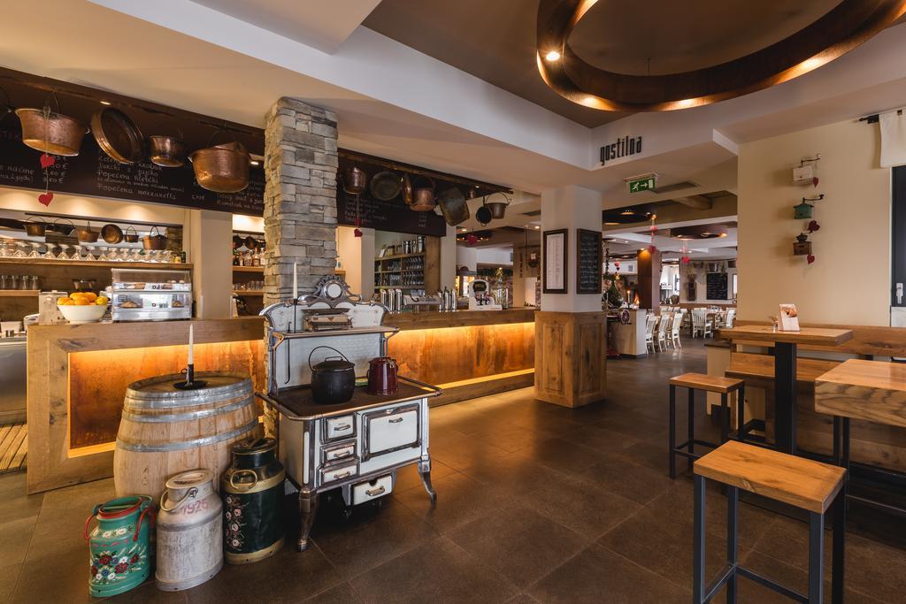 Guesthouse Grof Vransko Екстериор снимка