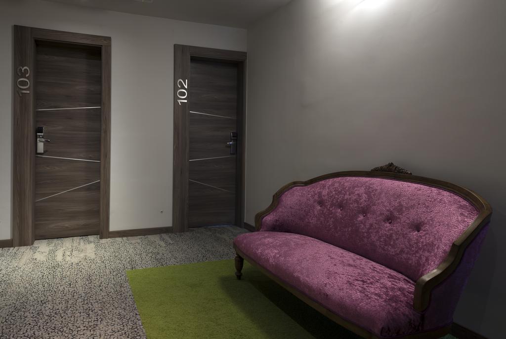 Guesthouse Grof Vransko Екстериор снимка